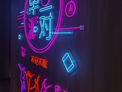 -钳小柒·小龙虾蓝龙王烧烤夜宵(长寿路店)