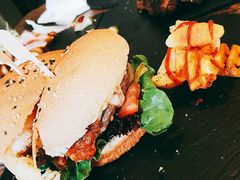 -HIGH FIVE哈福手工汉堡(桂林路店)