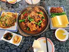 玉米面粥-八两八金·莱芜特色炒鸡(市南漳浦路店)