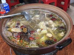 -威邵鸡煲(西华路总店)