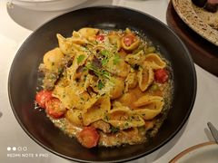 -阿妮叶李(光谷世界城店)