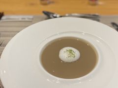 蘑菇汤-香樟花园法式铁板烧(恒隆广场店)