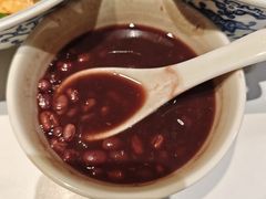 -楚山晓·湖北菜(武汉光谷K11店)