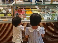 -VENCHI 闻绮(上海佛罗伦萨小镇店)
