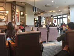 大堂-星巴克(无锡百联奥特莱斯店)