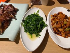 -渝信川菜 · 川味家常菜(财富购物中心店)