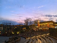 -茅山东方盐湖城景区