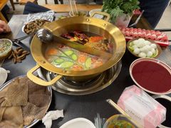 -娜姐鲜牛肉串串火锅(藏龙岛店)