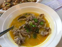 至激酸辣汤灼肥牛-悦湖公馆