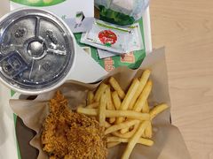 -德克士(胜利店)