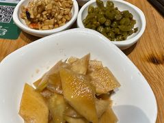 -呷佬·长沙手工米粉(金沙江路店)