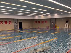 -蓝天国际游泳培训基地(华腾园店)