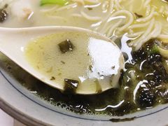 招牌黄鱼面-明呈黄鱼面馆(斜土路店)
