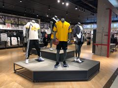 -翠微百货(龙德店)