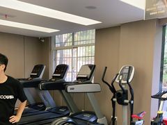 -琪航健身工作室(杨高南路地铁站店)