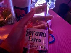 -UP嘻哈酒吧(粉巢店)