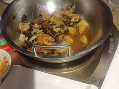 -七欣天香辣蟹火锅(上海银亿滨江店)