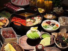 -三出山火锅(南京万象天地店)