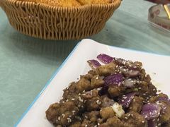 -六和聚传统烤鸭.天津菜(和平店)