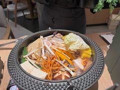 -阿吾罗·月咏精致日料(港汇恒隆广场店)