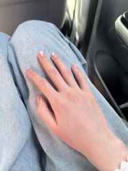 -花岐款式专研健康美甲沙龙