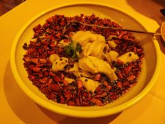沸腾鱼-龙门阵茶屋川菜馆(武康路店)