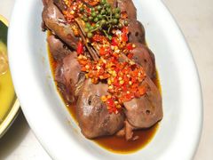 热卤鸭头-佬麻雀·剁椒鱼头(京基KK One店)