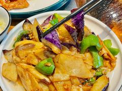 -山河屯铁锅炖·非遗东北菜(南山店)