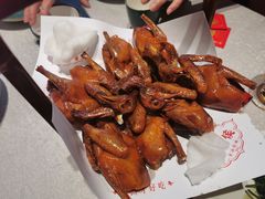 -鸽子侯·家宴·平价海鲜(绿地店)