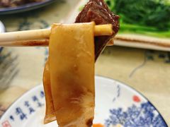 -壹阁胡羊焖饼(特色小吃街店)