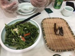 -五谷芳乳鸽王(梅沙老店)