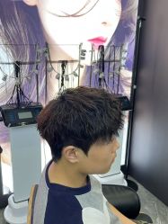 -藤野造型烫染·漂发