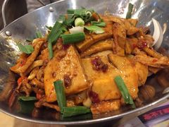 -钟掌勺忘不了地道湘菜(新天地假日广场店)