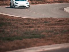 -TESLA 特斯拉(上海太古汇体验店)