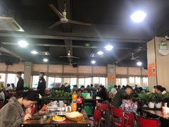 大堂-皖北巫氏三胖地锅鸡(长淮总店)