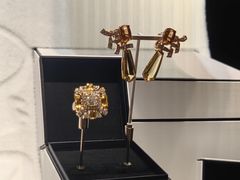 -CHANEL(恒隆广场店)