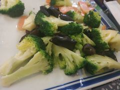 -八两八金·莱芜特色炒鸡(市南漳浦路店)