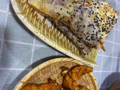 素煎饼果子-冷峰马家鸡蛋牛奶醪糟(八朗学五巷店)