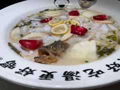 -江渔儿酸菜鱼·拔草餐厅(虎门君乐汇店)