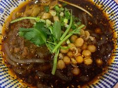 大勺肉酱酸辣粉-遇见小面(凯德广场店)