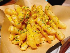 -喜洲吧·江畔老船厂·庭院餐厅(喜临院店)