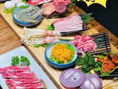 -明洞阿姨·韩式酱蟹烤肉·创意料理(三元桥店)