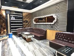 -蓝尊量贩(黄河路店)