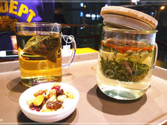 -西西弗书店&矢量咖啡(凯德晶萃广场店)