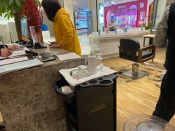 -Mentor Hair Salon