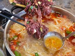-黄利砖万峰林布依特色酸笋牛肉馆