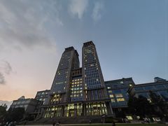 -复旦大学光华楼