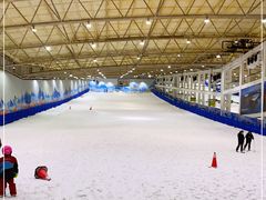 -乔波室内滑雪场