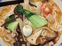 -蒙自源米线大王(信利城市广场店)