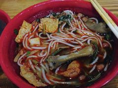 -忆螺巷螺蛳粉(步行街小巷店)